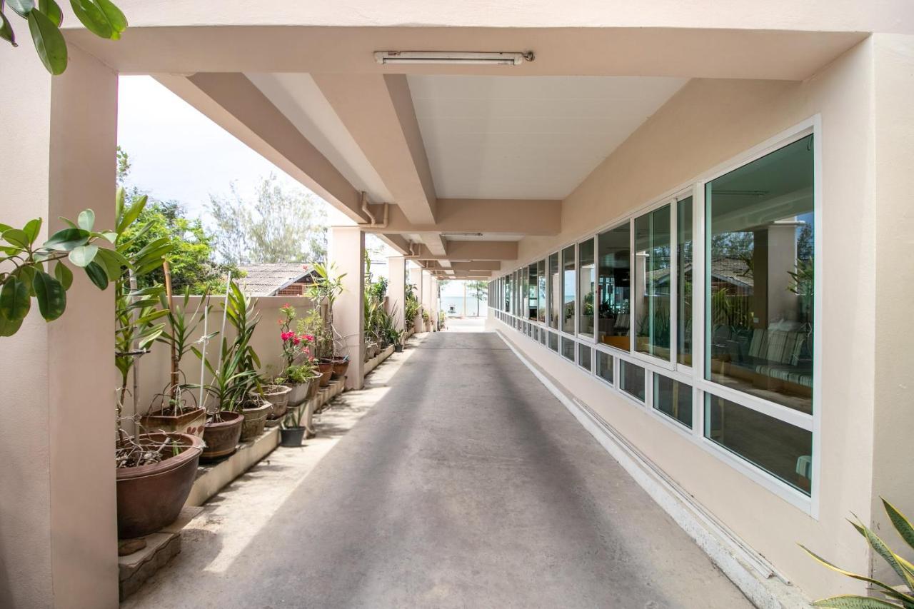 Golden Beach Boutique Resort Prachuap Khiri Khan Exteriör bild